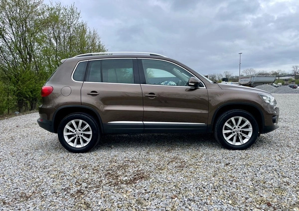 Volkswagen Tiguan cena 54900 przebieg: 153000, rok produkcji 2011 z Warka małe 379